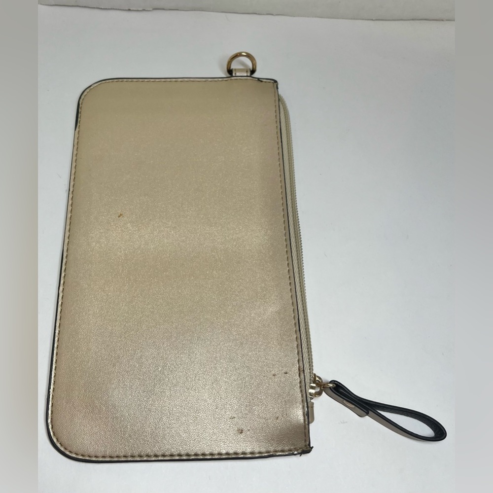 (NWOT) SMALL TAN CLUTCH BAG/WALLET/WRISTLET (L - 8" / H - 5")(MINT CONDITION)